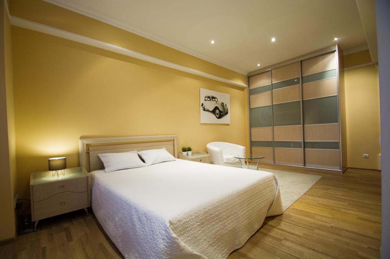 Apartamento Irent.By Minsk Exterior foto